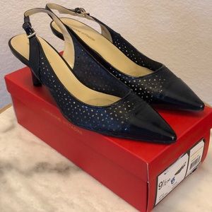 Last chance! Adrienne Vittadini kitten heels